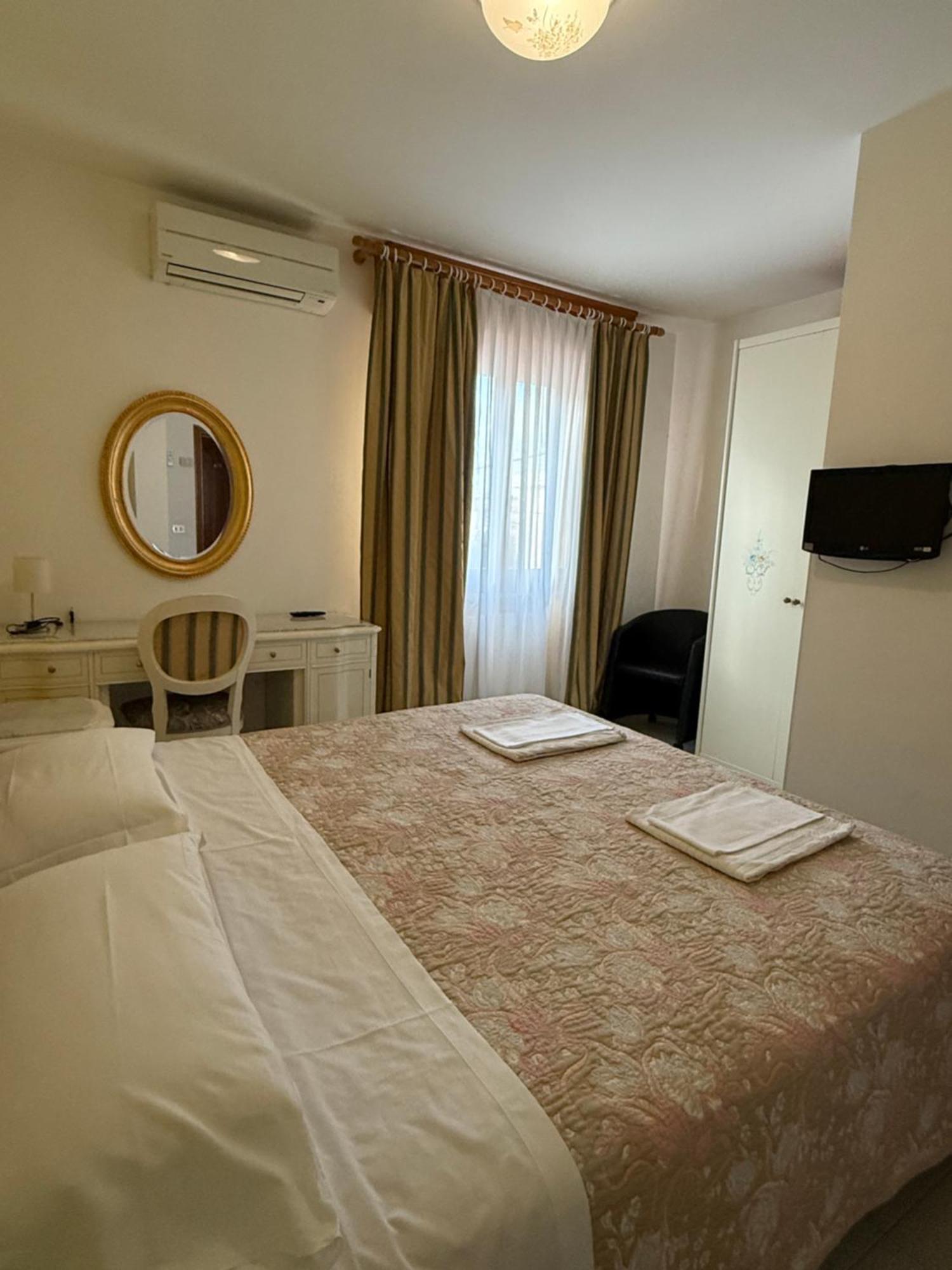 Hotel Gasperoni Сан-Марино Экстерьер фото