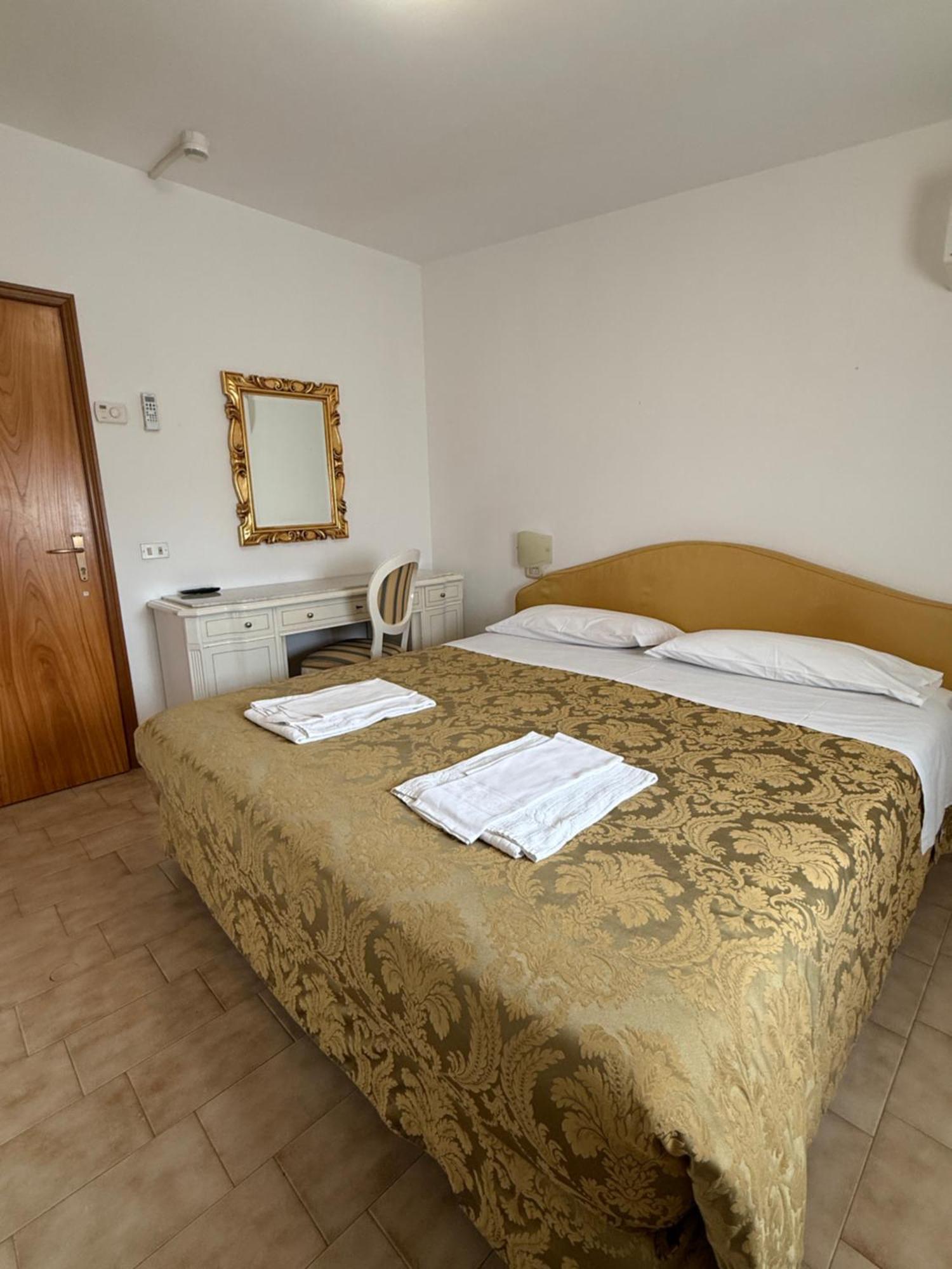 Hotel Gasperoni Сан-Марино Экстерьер фото